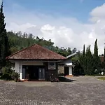 New Mountain Springs Hotel & Resort