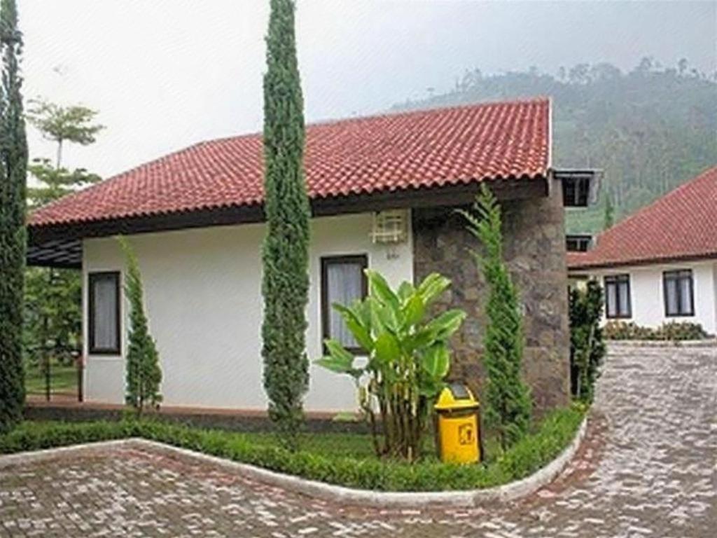 New Mountain Springs & 3* Bandung